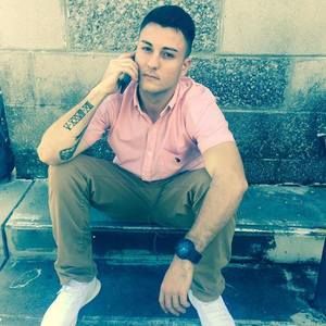 Meet your Posher, Christopher